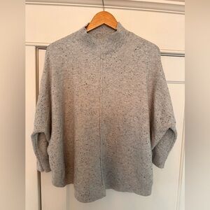 LOFT women’s  Small Grey Speckled Knit Pullover poncho